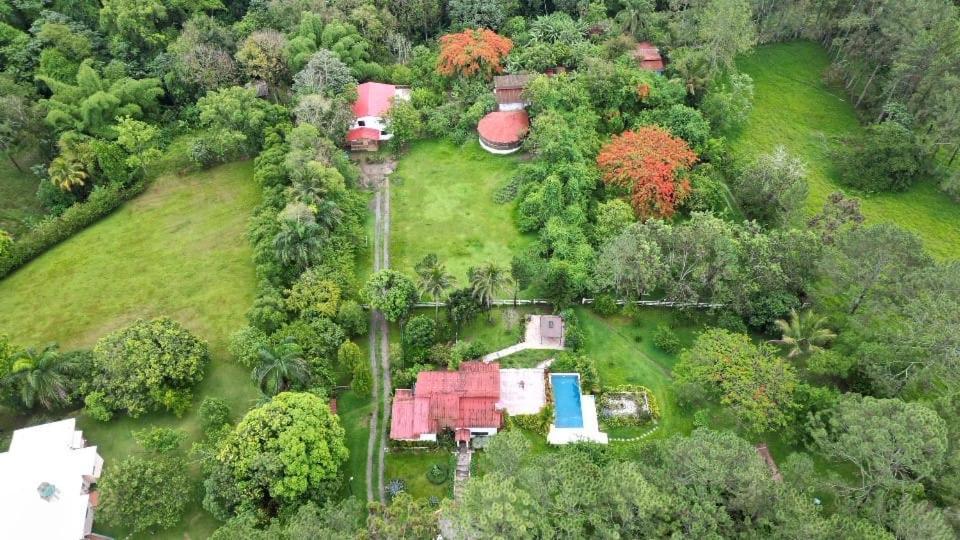Haus Unter Palmen Villa Jarabacoa Exterior photo